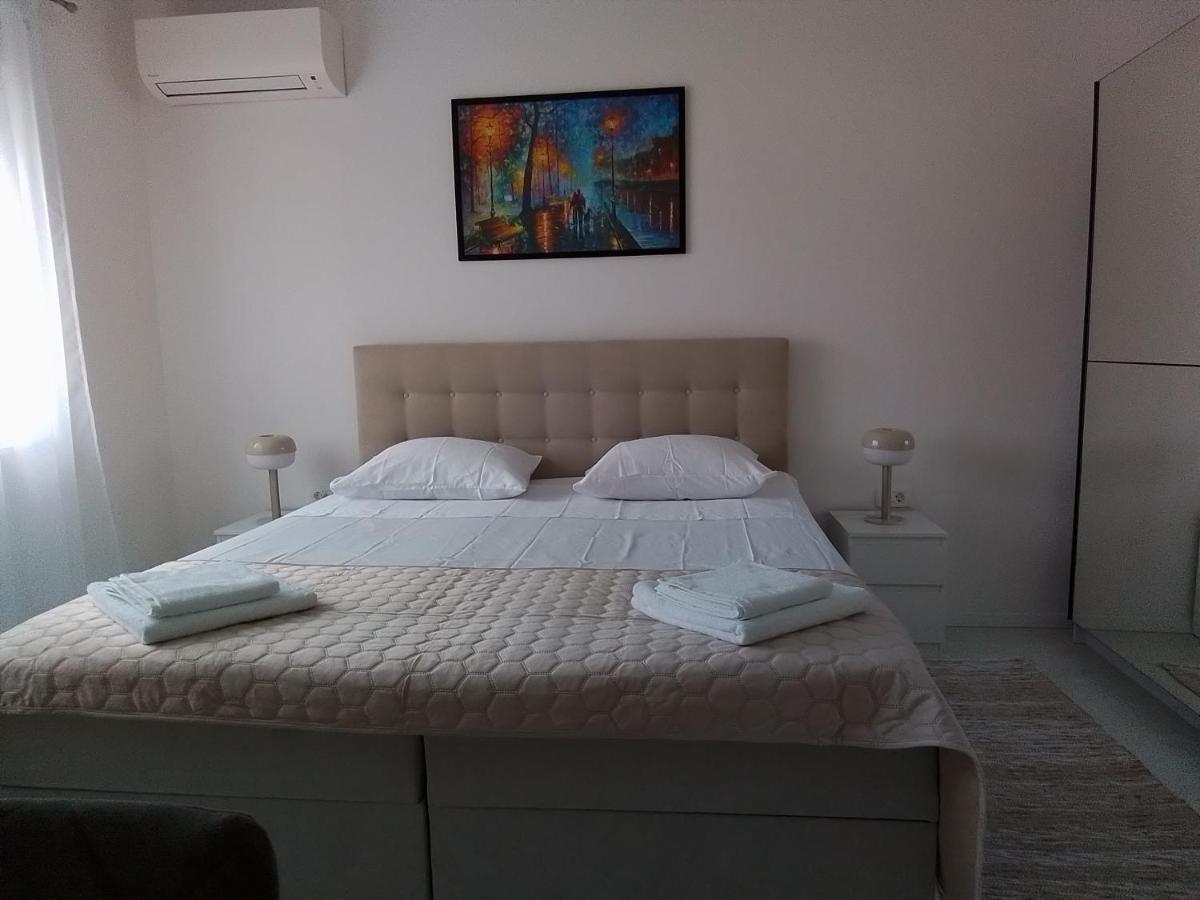 Apartma Taula *